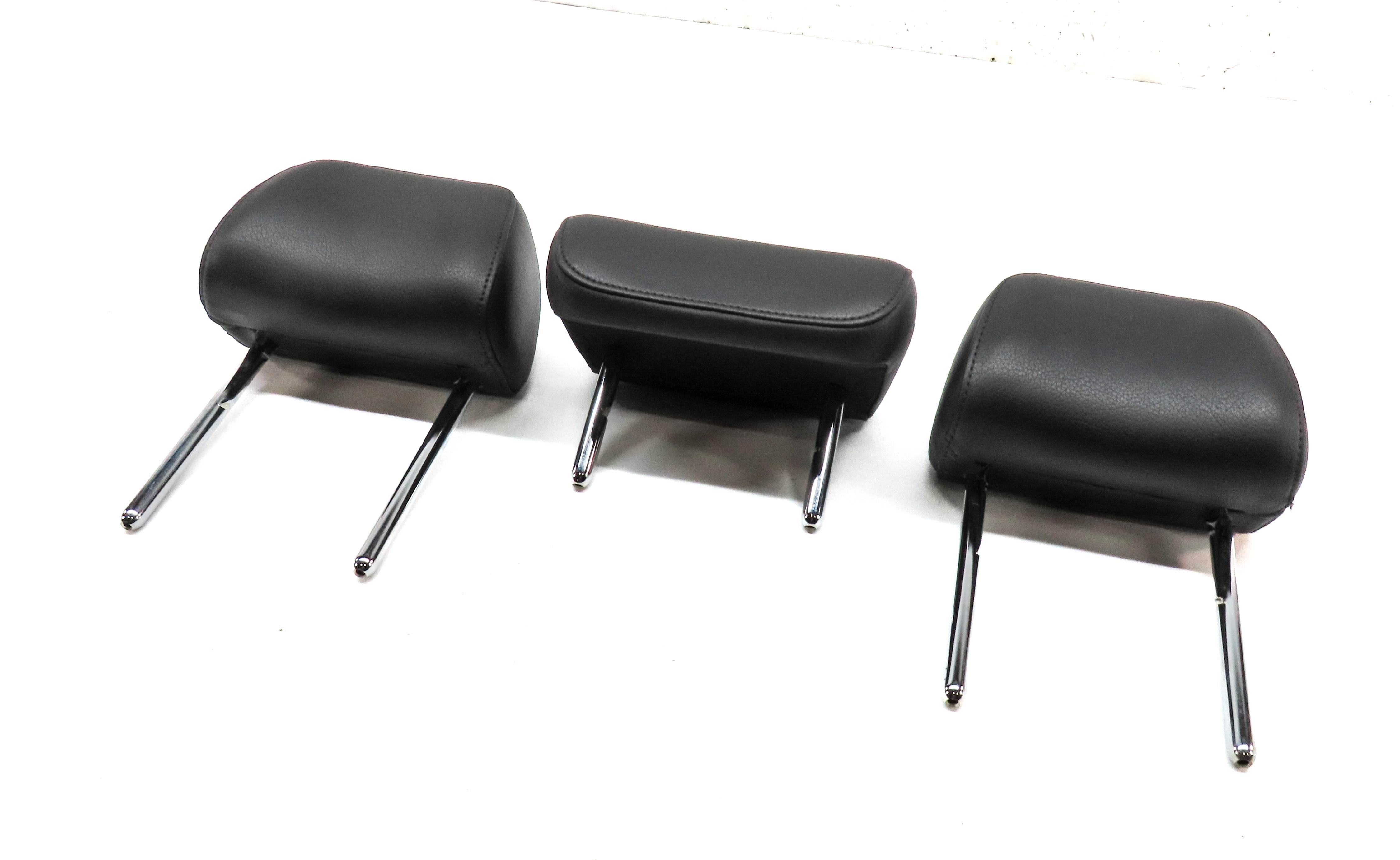 13-16 A4 S4 12-18 A6 S6 C7 B8 REAR LEFT RIGHT CENTER SEAT HEADREST SET/3 (BLACK) — exact item pictured